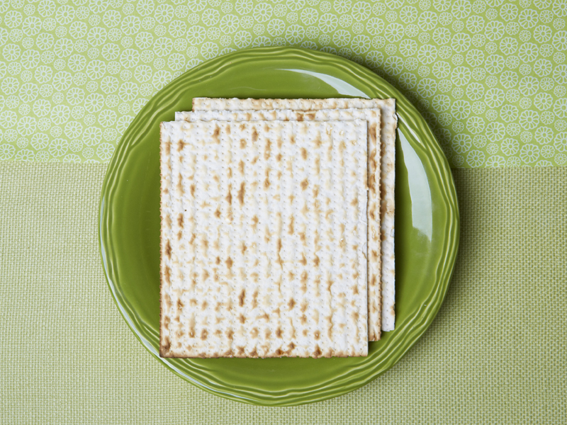matzo_staggered_plate